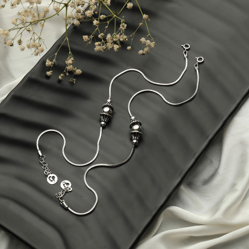 Oxidized silver anklet with retro design, antique finish, traditional style
