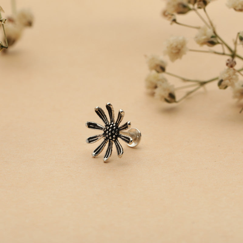 925 Antique Sunflower Nose Pin displayed on festive prop – Raksha Bandhan and Bhai Dooj gift idea