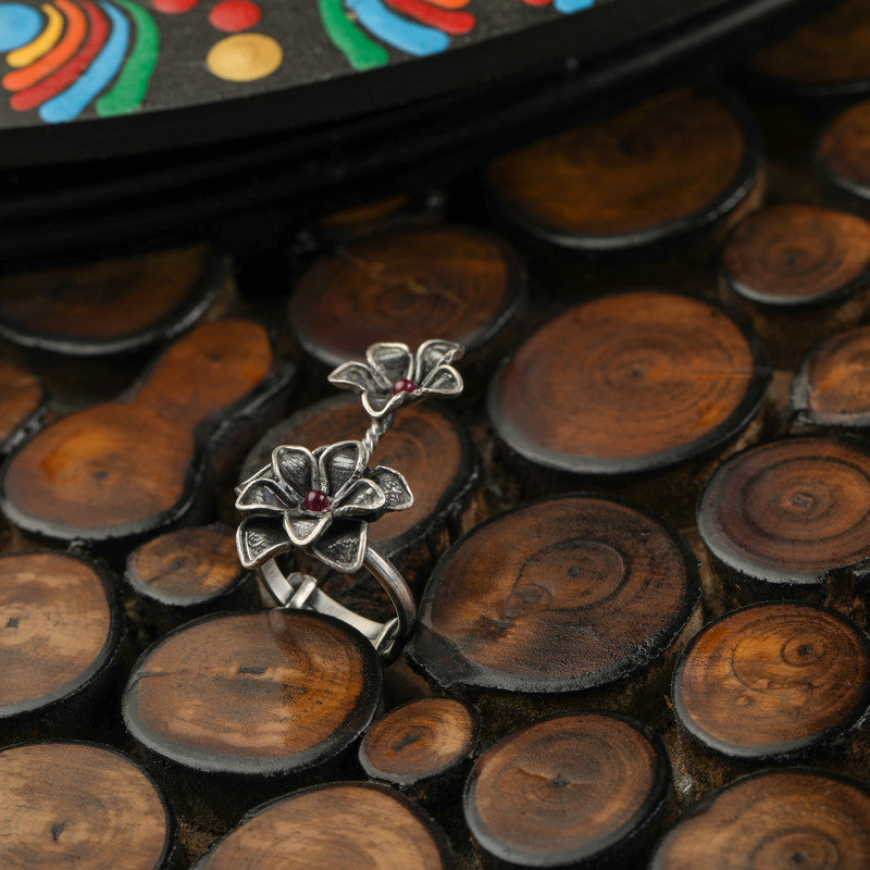 925 Oxidised Duo Flower Ring – Traditional Silver Ring for Raksha Bandhan & Festive Gifting