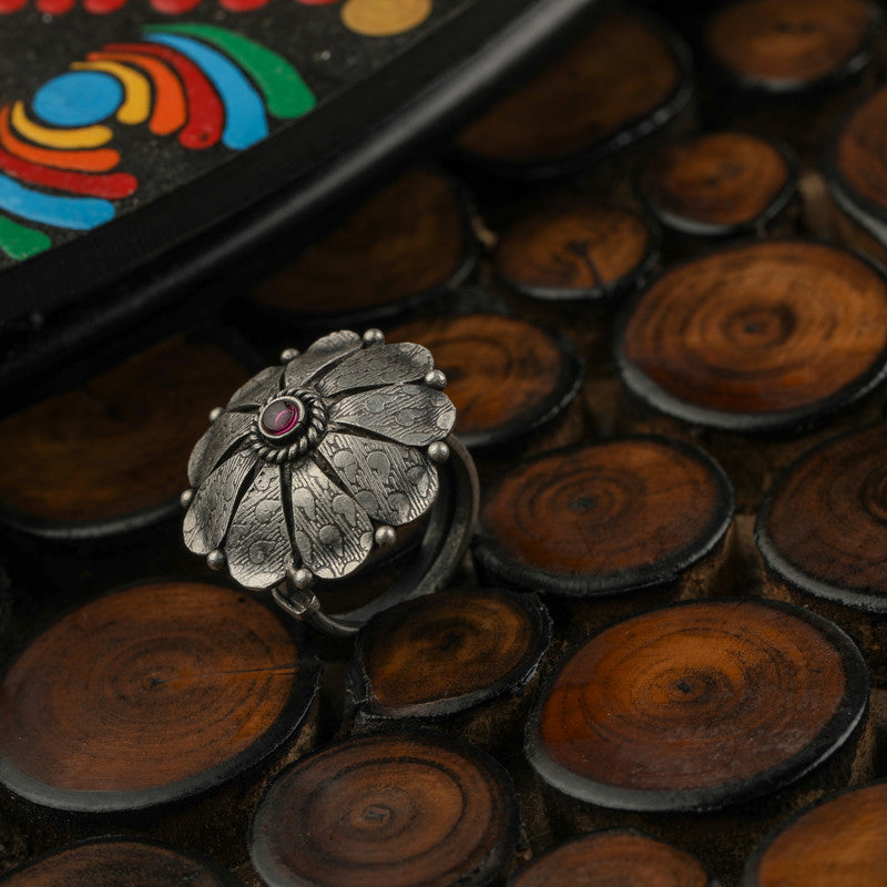 925 Oxidised Flower Cocktail Ring – Traditional Silver Jewellery for Raksha Bandhan & Festive Gifting