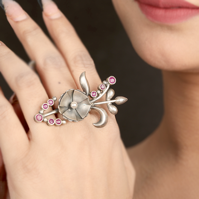Festive Look with 925 Oxidised Traditional Adjustable Ring – Perfect Jewellery for Karva Chauth & Diwali