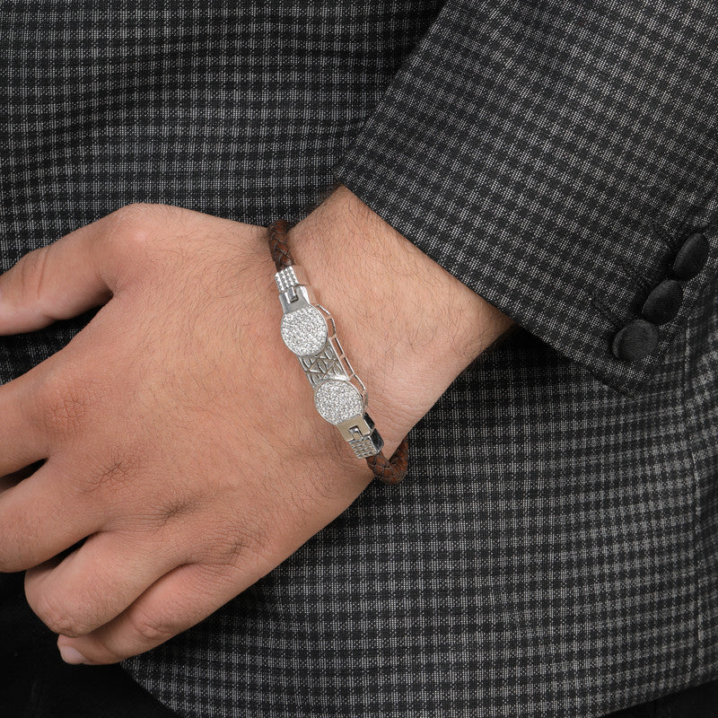 Man wearing 925 Silver Brown Braided Bracelet with Sterling Silver Detailing
