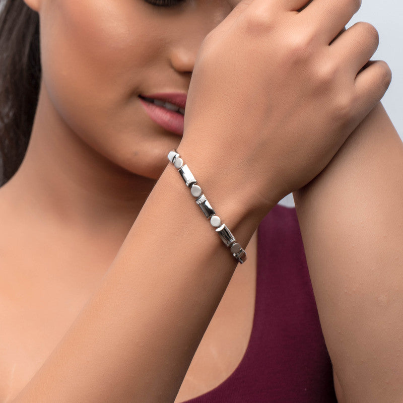 Festive 925 Silver Cubic Zirconia Bracelet on Wrist – Stylish Silver Jewelry Gift for Raksha Bandhan & Weddings