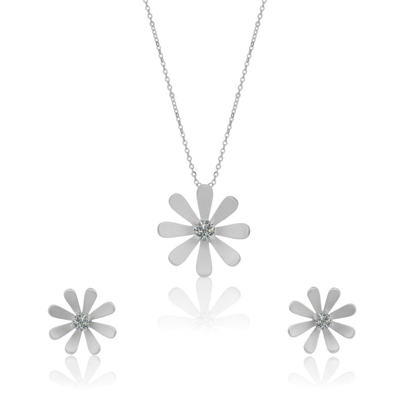 925 Silver Daisy Pendant and Earrings set on white background – elegant silver jewelry