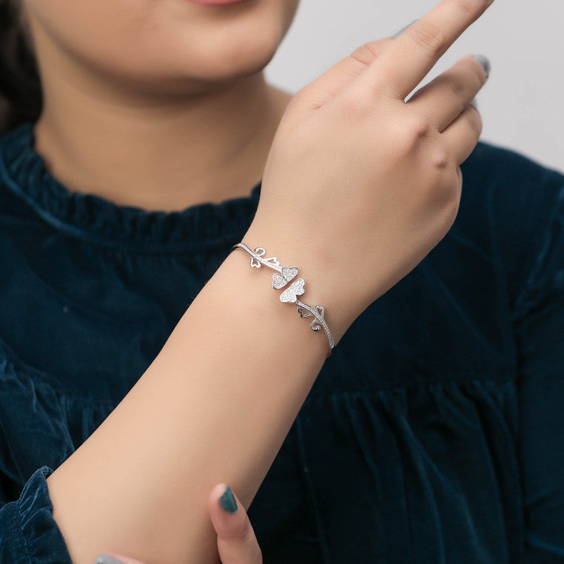 Festive 925 Silver Duo Flower Bracelet on Wrist – Stylish Silver Jewelry for Rakhi, Diwali & Wedding Celebrations