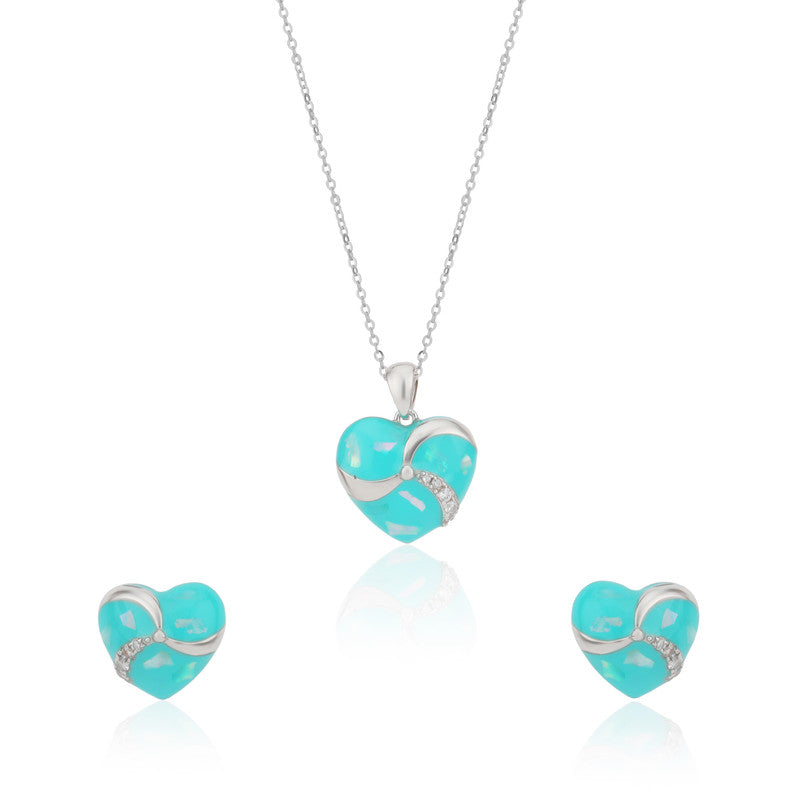 925 Silver Heart Pendant and Earrings set on white background – elegant silver jewelry