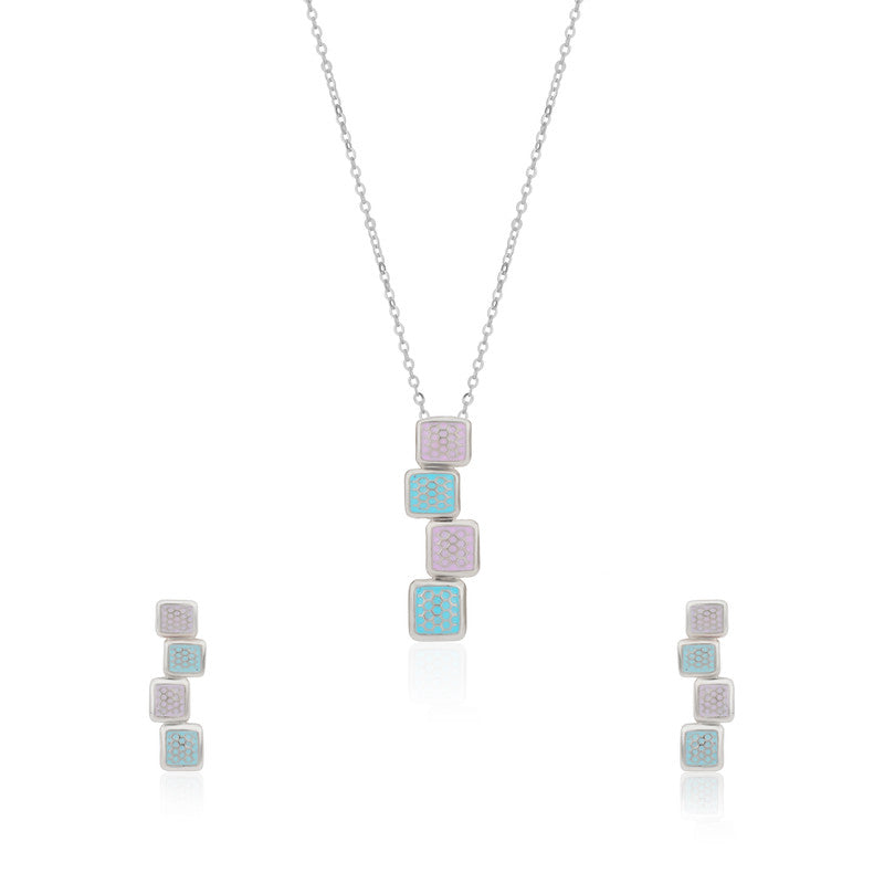 925 Silver Ladder Pendant Set on white background – elegant silver jewelry