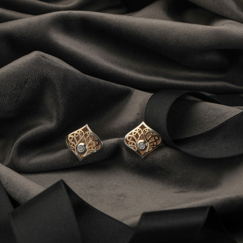 Close-up of Silver Rose Gold Paan Leaf Earrings – Raksha Bandhan gift idea for sisters and loved ones