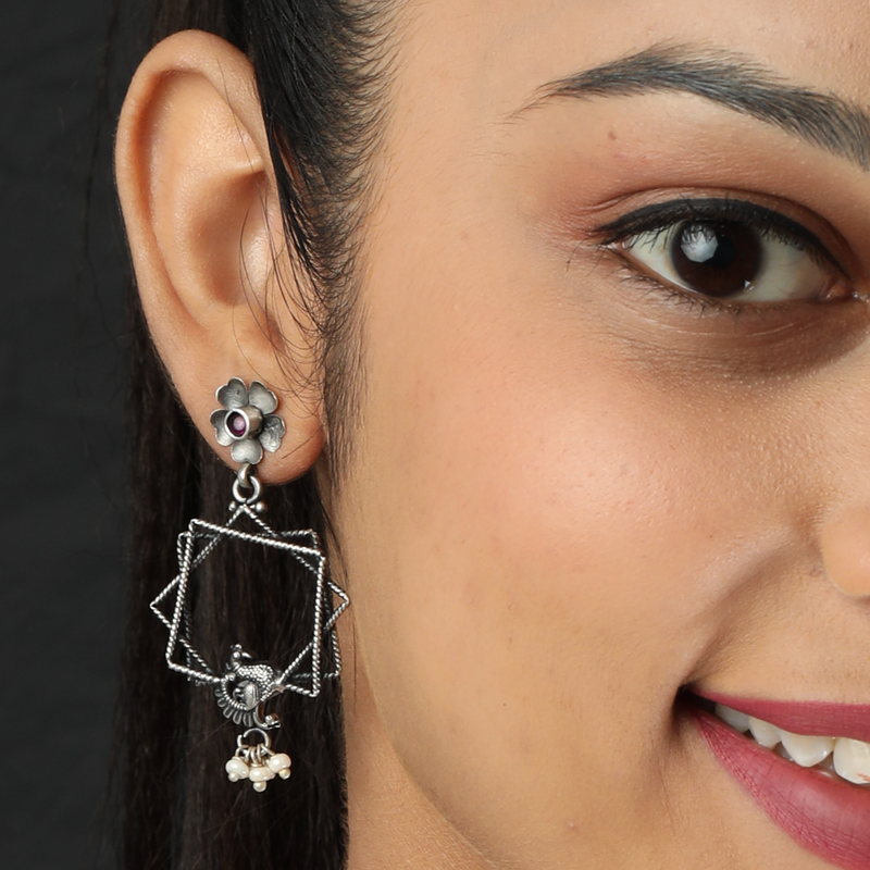 Model wearing 925 Silver Trigo Tribal Earrings – lightweight, stylish, and elegant sterling silver jewellery for women.