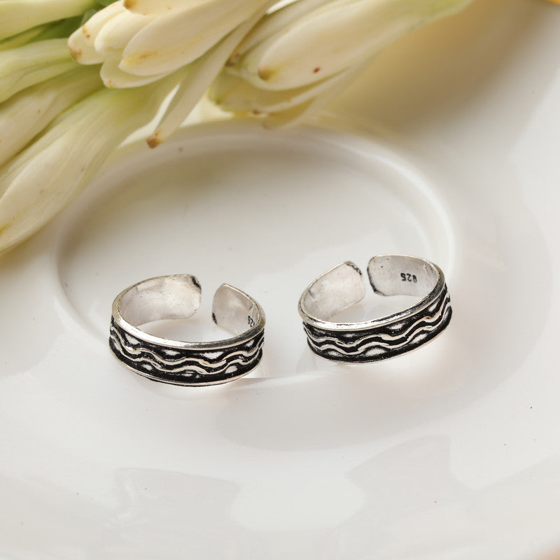 925 Silver Wave Oxidized Toe Ring – Ethnic Silver Jewellery for Raksha Bandhan & Festive Gifting