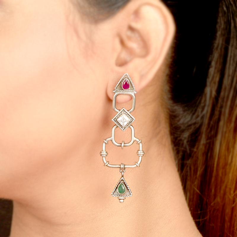 925 silver box oxidized earrings on model – stylish ethnic accessory for weddings, Karwa Chauth, and cultural celebrations