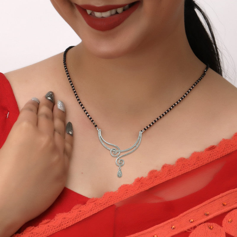 Trendy 925 silver classic mangalsutra on model – perfect festive jewellery for daily wear, Raksha Bandhan, and anniversaries.