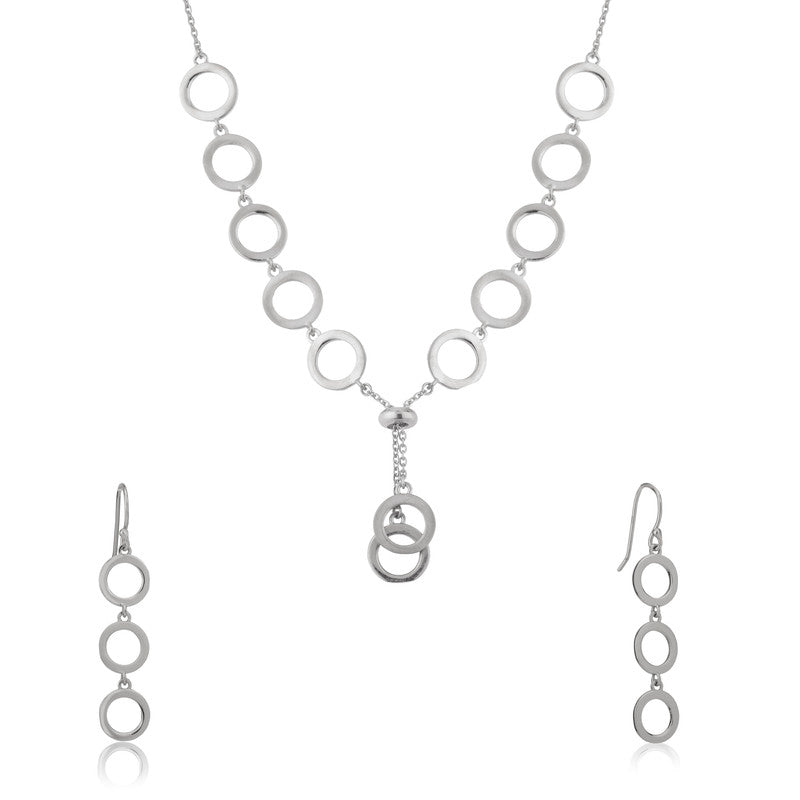 Minimalist 925 silver linked ring pendant necklace on plain white backdrop — perfect for festive gifting.