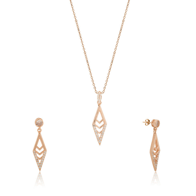 Stylish rhombus pendant set in 925 silver, timeless jewellery for festive gifting.