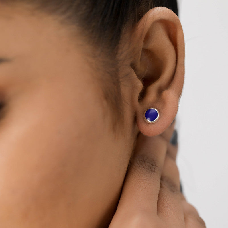 Trendy 925 silver round stud earrings on model – perfect festive jewellery for Karva Chauth, Raksha Bandhan, and parties.