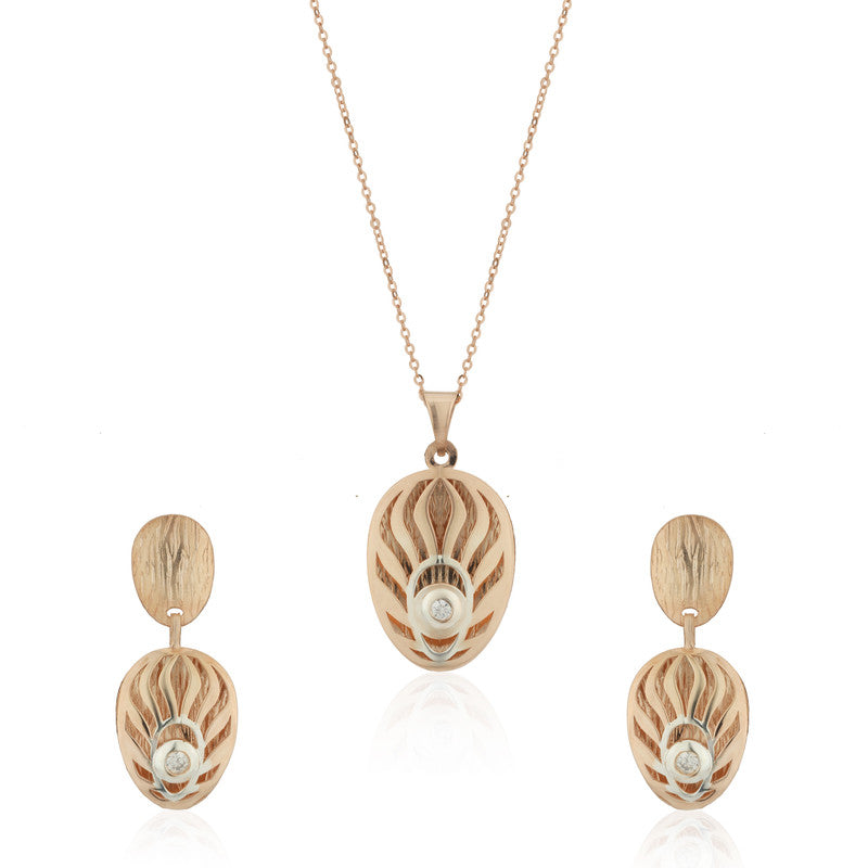 925 silver sun rays oval pendant with radiant detailing, symbolic jewellery for festive gifting.