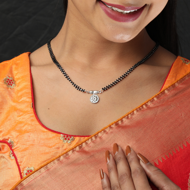 Model wearing 925 Silver Eternal Essence Mangalsutra – elegant and lightweight pendant necklace for women.