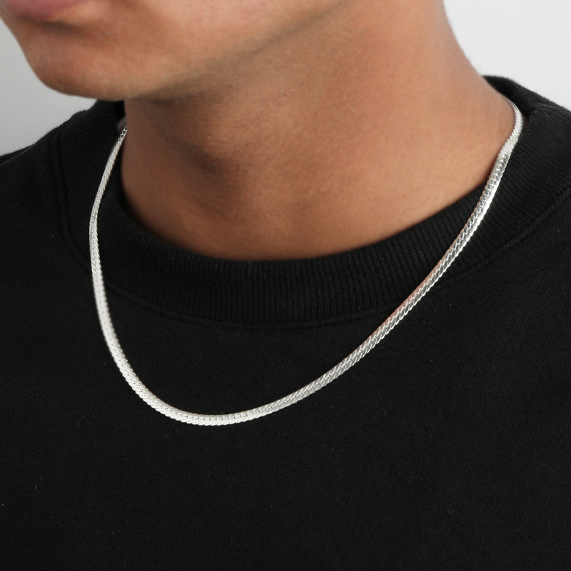 Men wearing Silver Double Curb Chain – fashionable silver necklace for men’s style