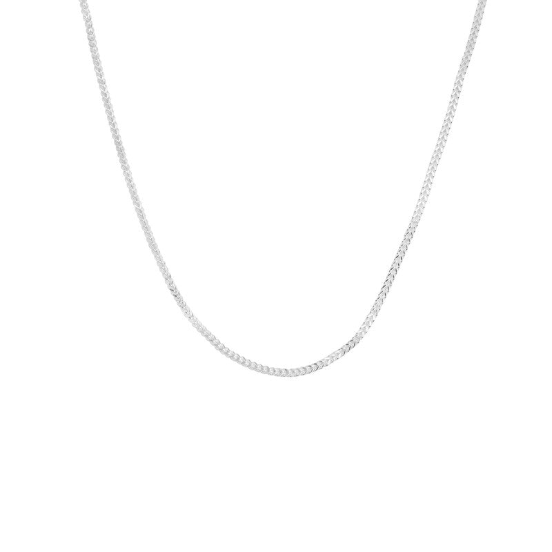 Premium Men’s Silver Elegant Finger Chain – modern and polished silver necklace