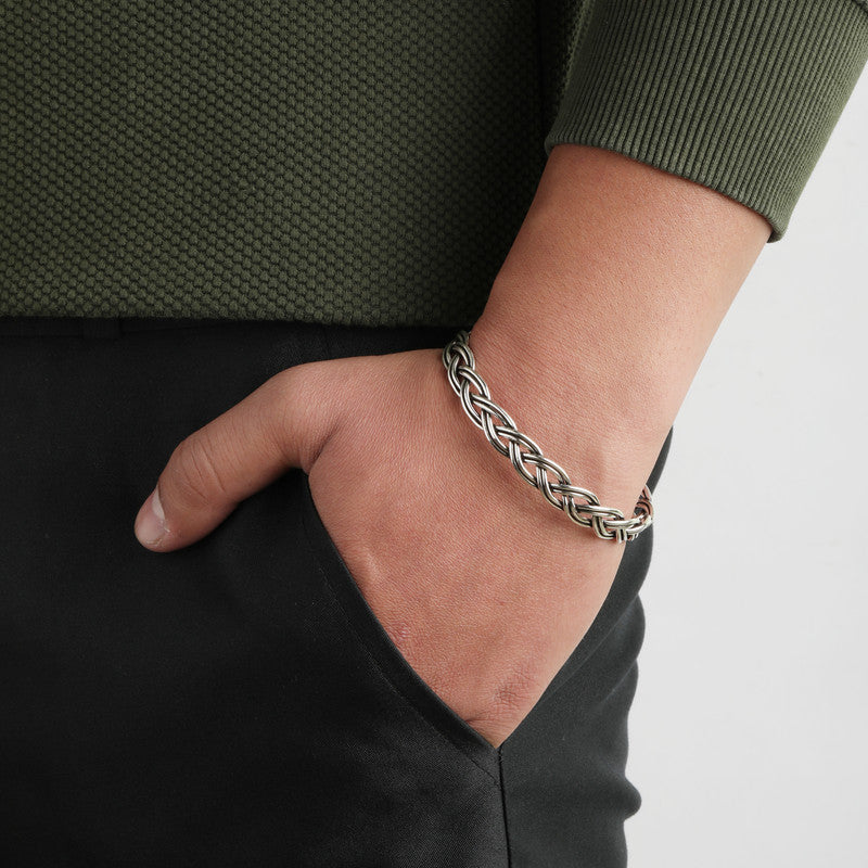 Model wearing Silver Open Torque Cuff Vintage Kada – bold and stylish vintage look