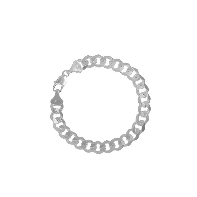 Model wearing Silver Unique Curb 8 Bracelet – bold and fashionable silver look