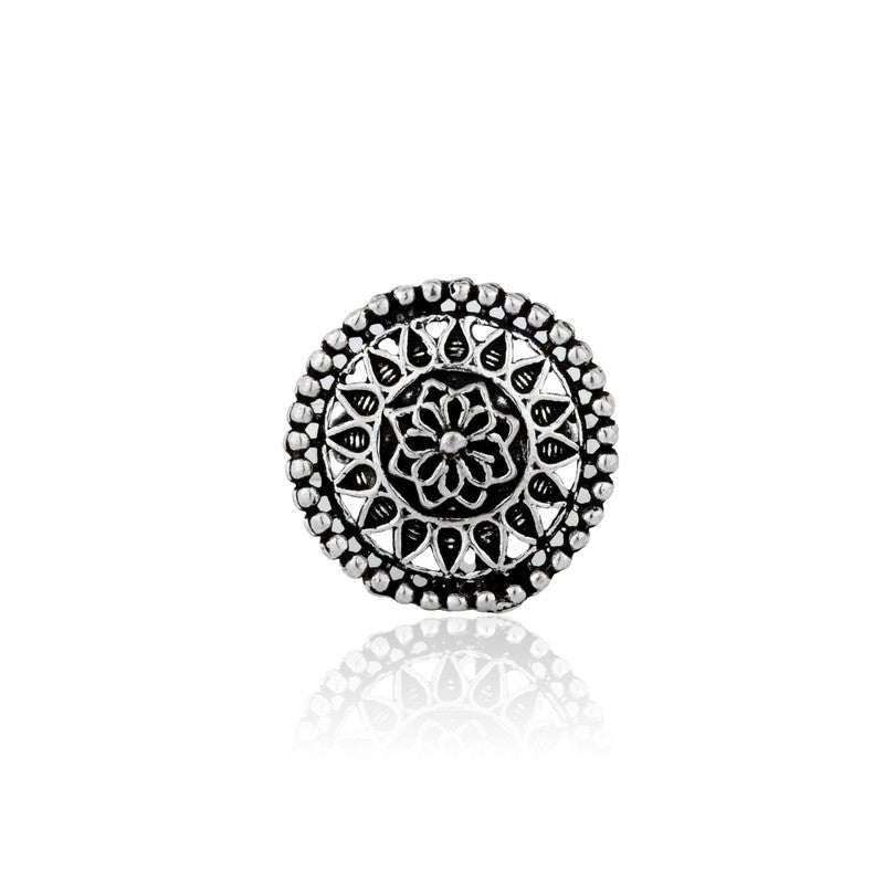 Close-up of Trendy Round Antique Ring 925 Silver – traditional silver festive jewellery design