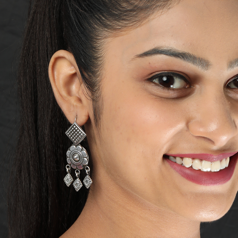 Model wearing Vintage 925 Oxidized Silver Earrings – elegant and lightweight oxidized silver jewellery for women.