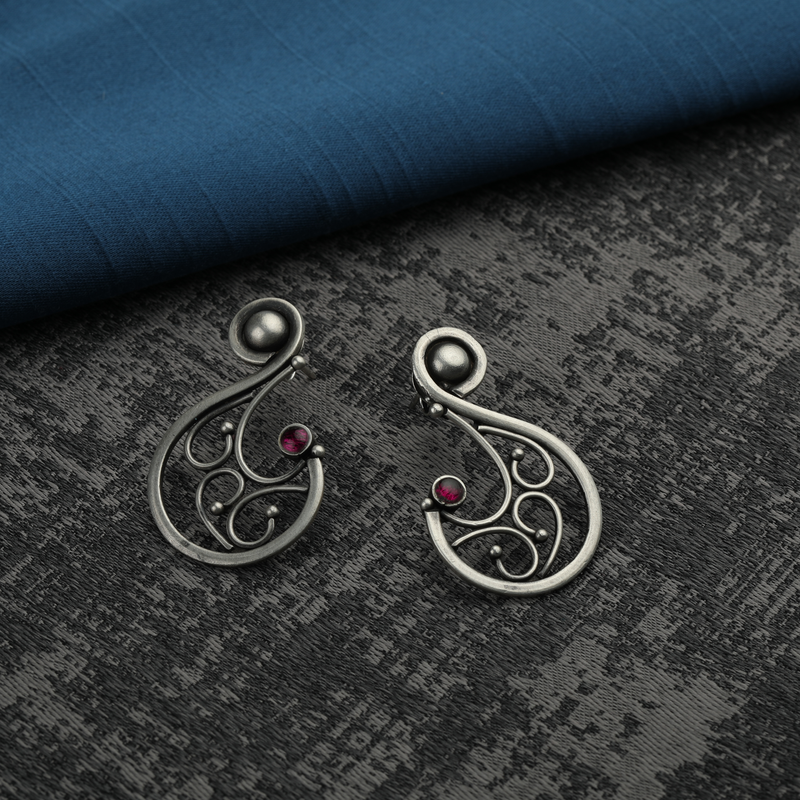 925 Silver Swirl Earrings - Modern & Chic