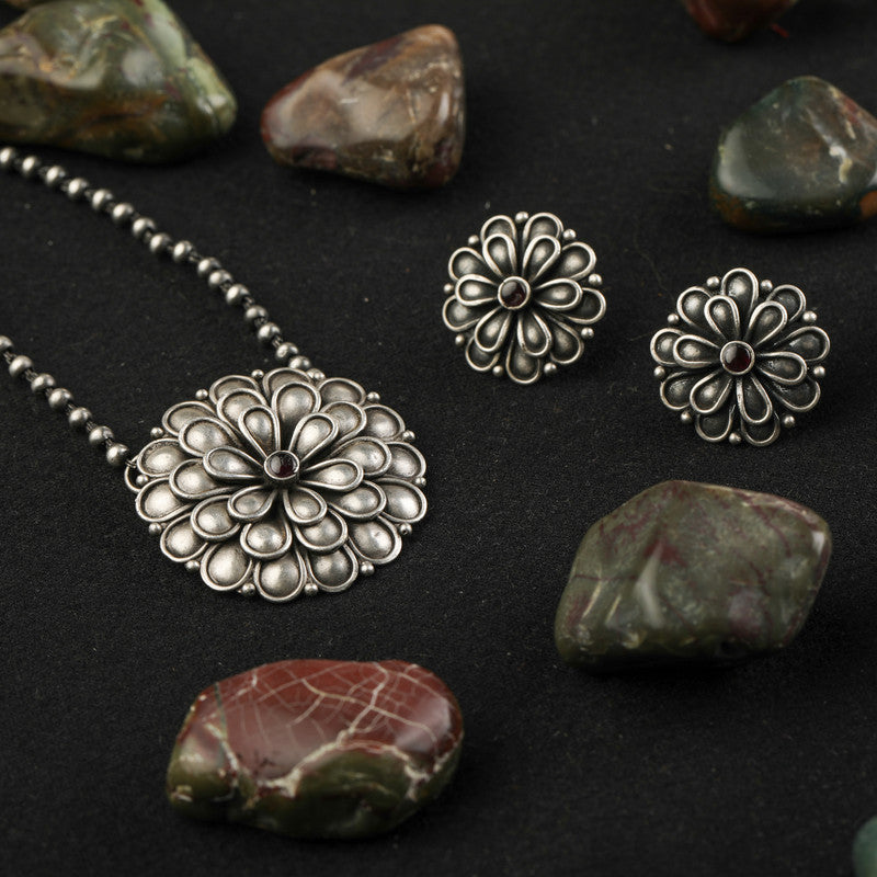 925 Silver Layered Flower Pendant Necklace