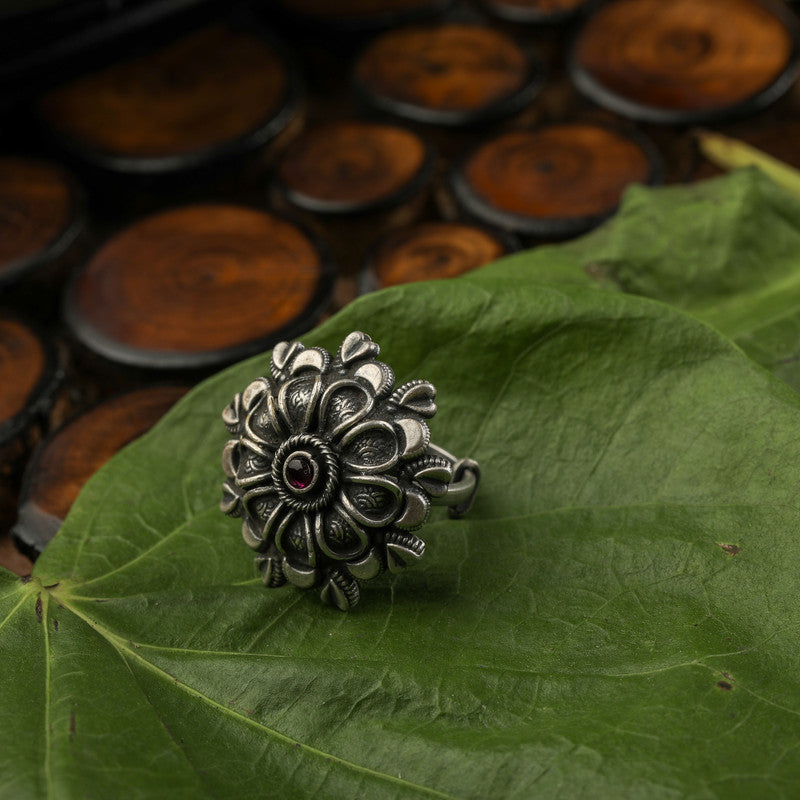 925 Oxidised Unique Flower Ring