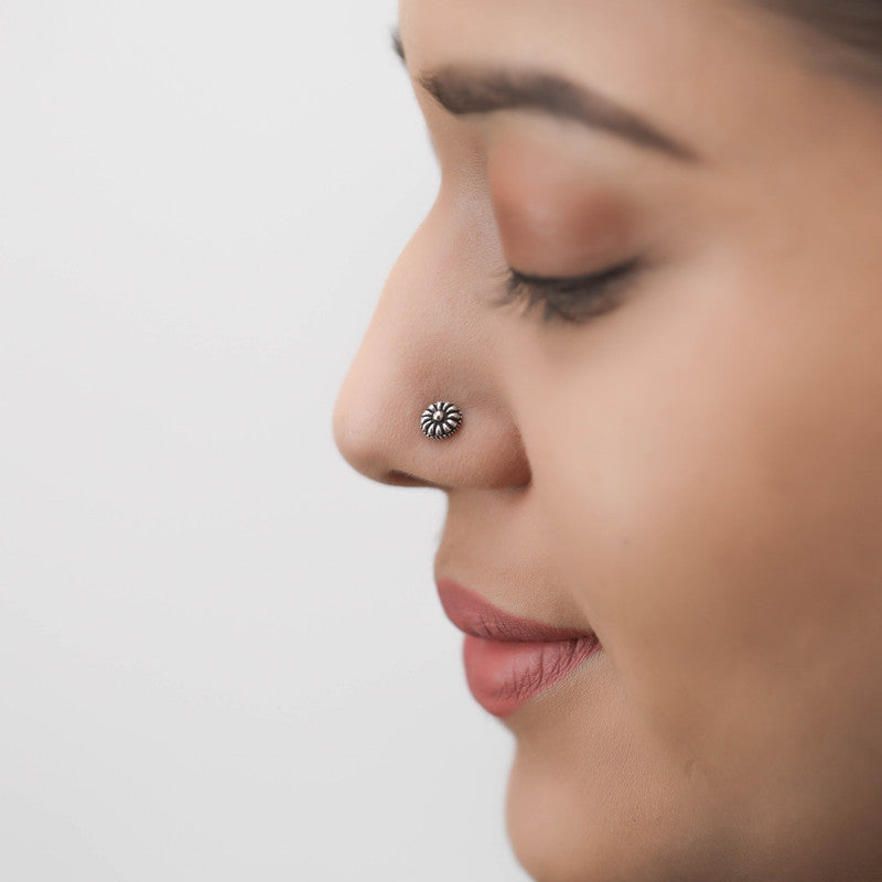 Model wearing 925 Oxidised Flower Nose Pin – elegant Navratri and wedding silver jewellery
