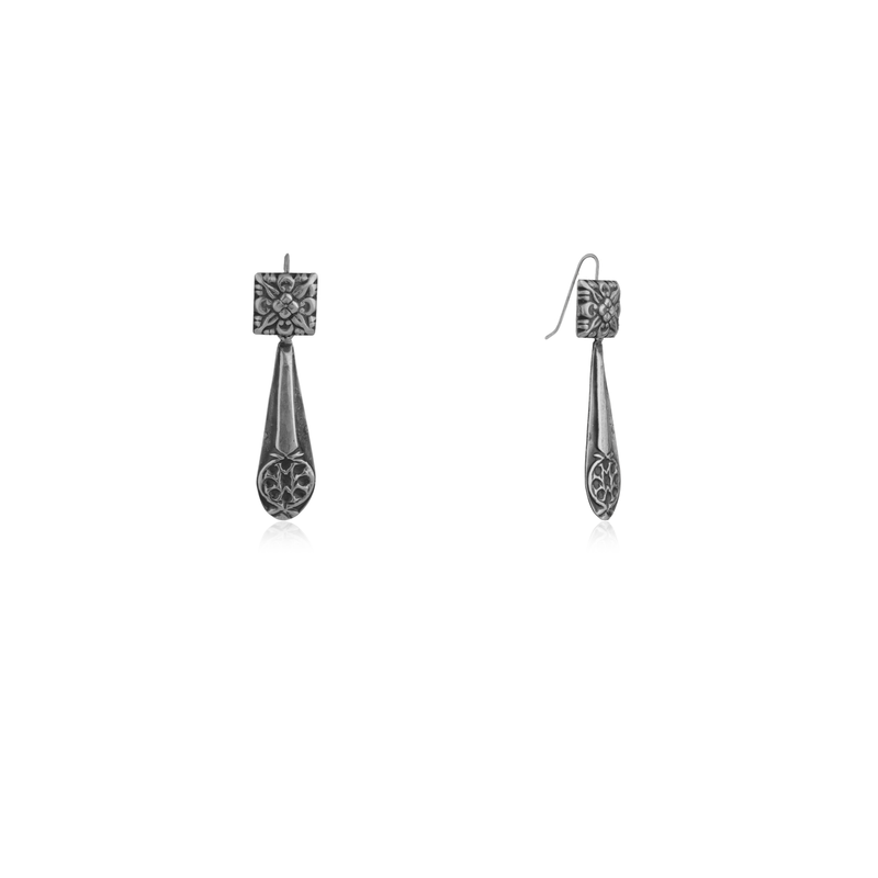 925 Silver Armor Earrings product image – classic sterling silver jewellery with polished finish.