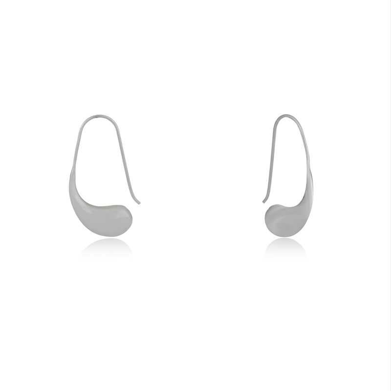 925 Silver Cashew Nut Earrings product image – classic sterling silver jewellery with polished finish.