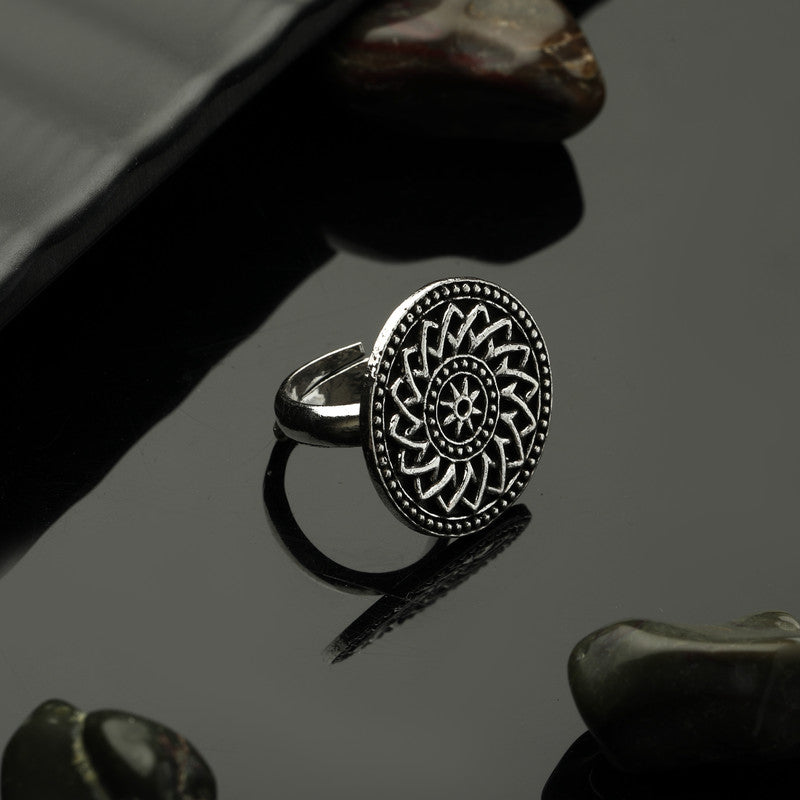 925 Silver Chakra Antique Ring displayed on festive prop – Raksha Bandhan and Bhai Dooj gift idea