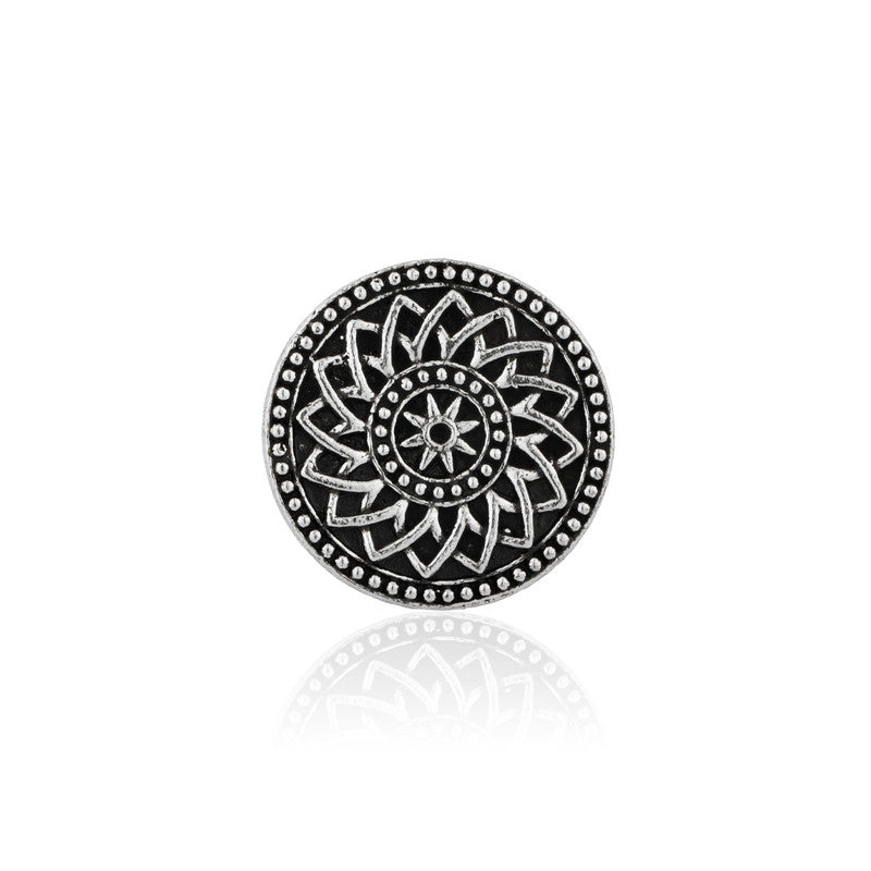 Close-up of 925 Silver Chakra Antique Ring – oxidised silver festive jewellery design