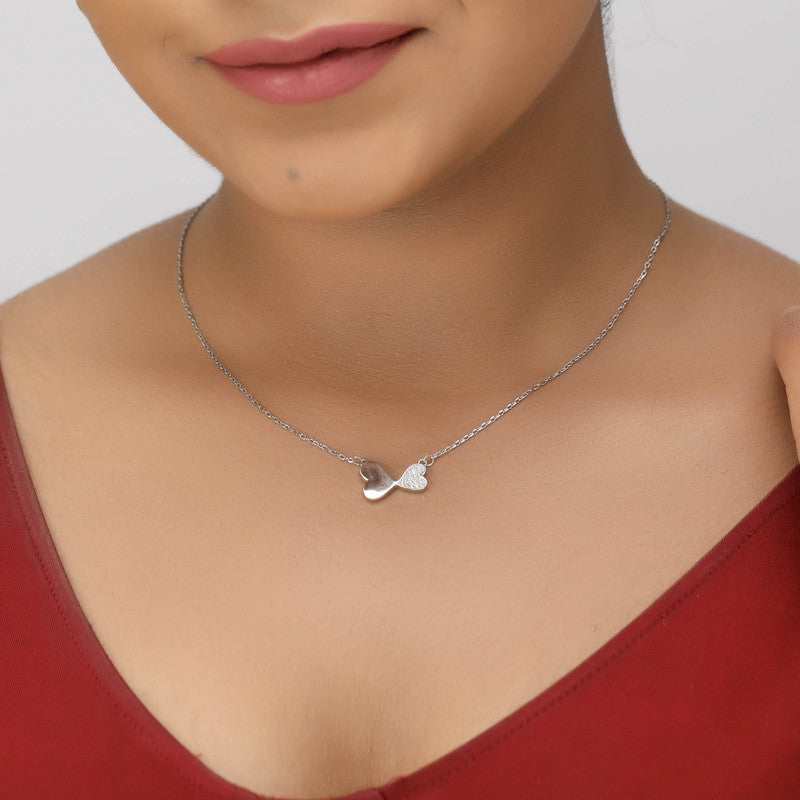 Festive styling with 925 Silver Double Heart Chain Pendant – a meaningful silver accessory to celebrate love and togetherness.
