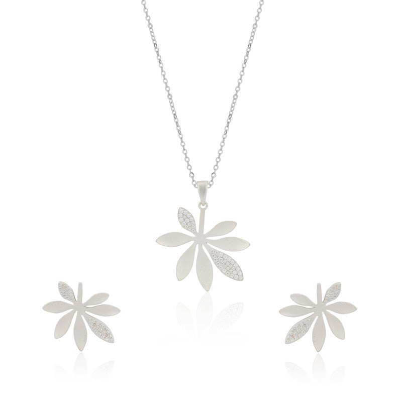 925 Silver Floral Pendant and Earrings set on white background – elegant silver jewelry