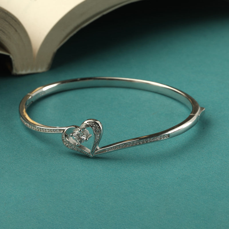 925 Silver Lovely Heart Bracelet – Premium Silver Gift for Diwali, Karwa Chauth & Rakhi Celebrations