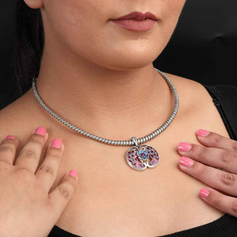 Woman wearing 925 Silver Peacock styled beautifully on neckline