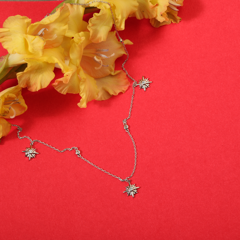 925 Silver Sparkling Stargazer Necklace displayed on festive background – stylish silver necklace with fine detailing.