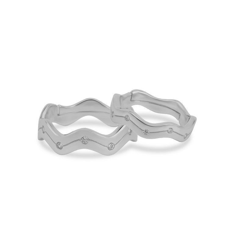 925 Silver Wavy Couple Bands on white background – elegant silver jewelry