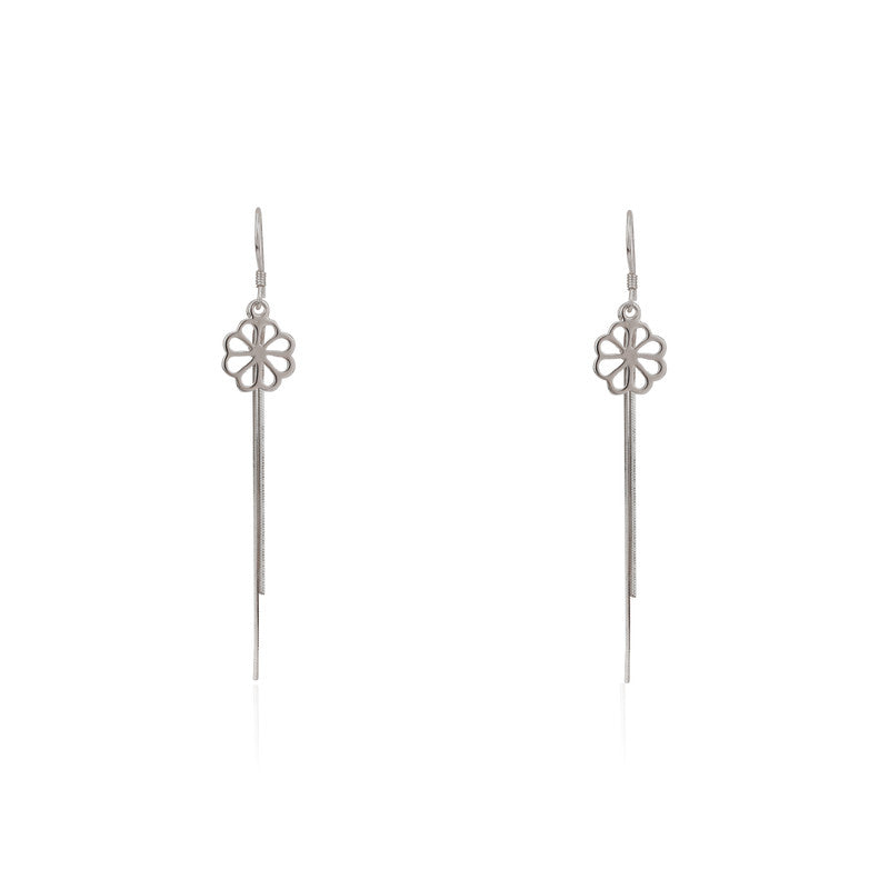 925 silver long chain floral earrings for women – elegant festive jewellery for Diwali, Navratri, and wedding celebrations.