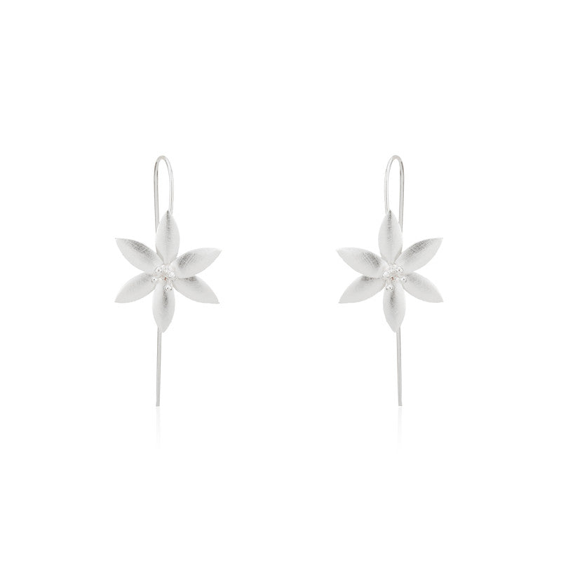 925 silver oversized petal earrings for women – elegant festive jewellery for Diwali, Navratri, and wedding celebrations.