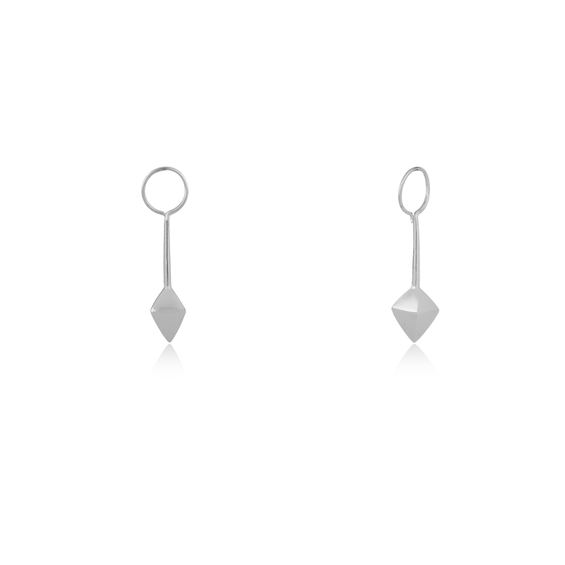 925 Silver Angular Teardrop Earrings product image – classic sterling silver jewellery with polished finish.