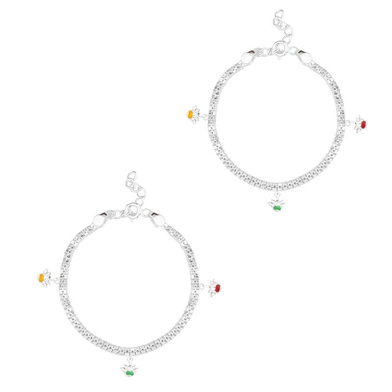 Baby Girl Silver Anklet on white background – elegant silver jewelry for kids