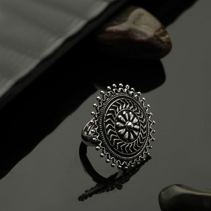 Beautiful Chakra Antique Ring in 925 Silver displayed on festive prop – Raksha Bandhan and Bhai Dooj gift idea