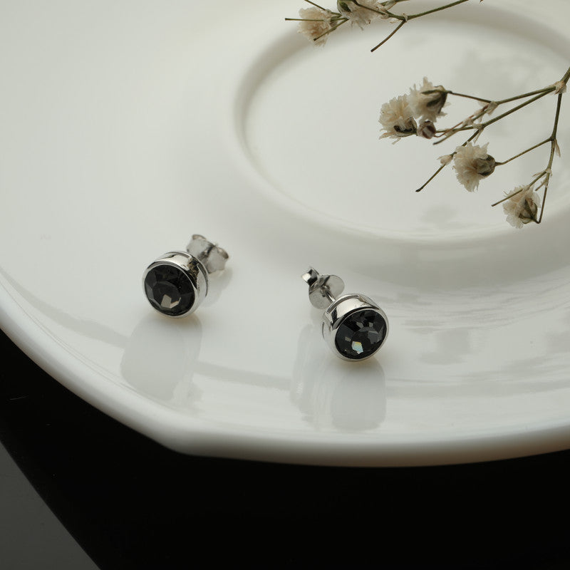 Black zirconia stud earring tops – stylish festive gift for Christmas, New Year, and wedding season.
