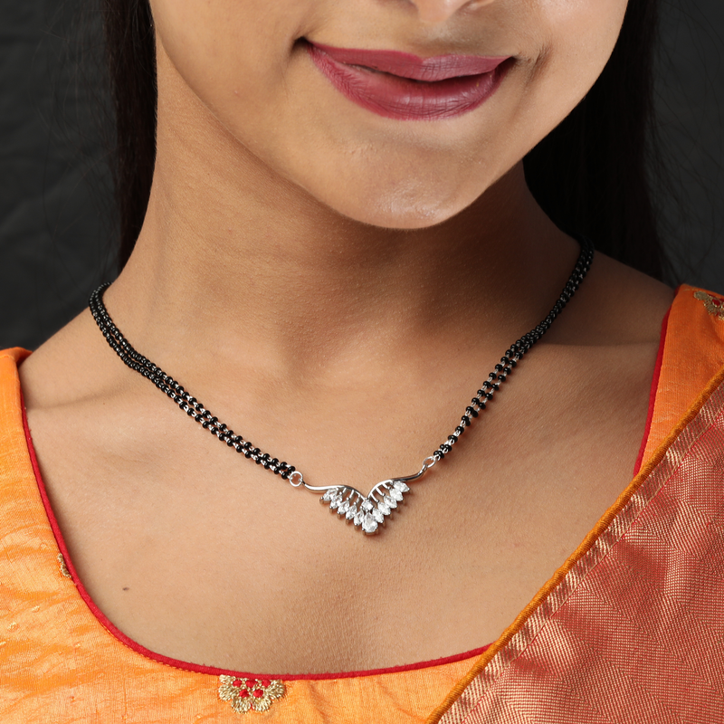 Model wearing 925 Silver Hitched & Happy Mangalsutra – elegant lightweight pendant design for modern women.