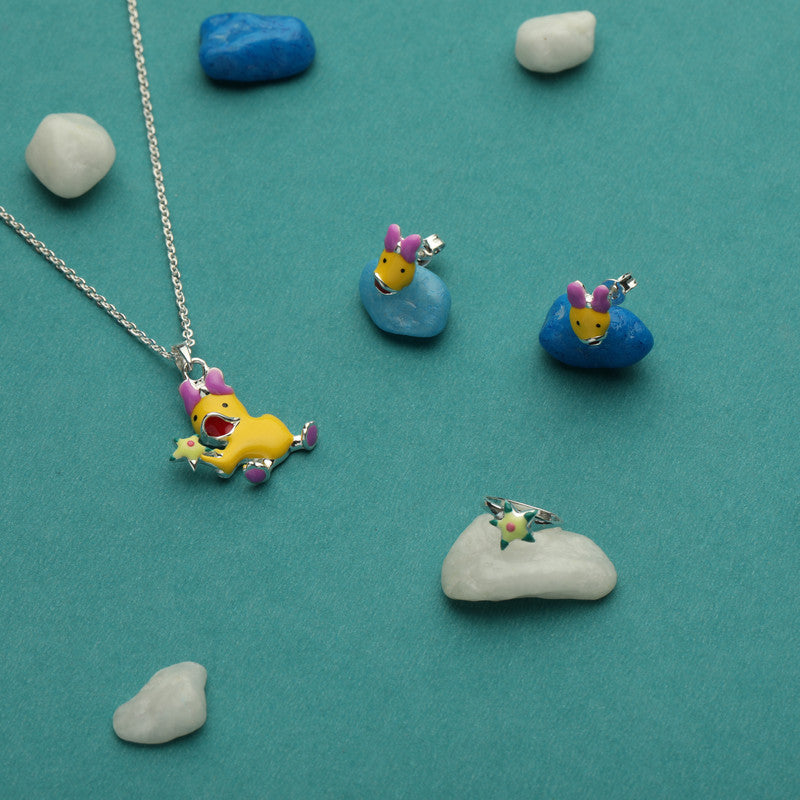 Kids Daisy Pendant Necklace in 925 Silver with Cute White and Yellow Daisy Flower Design