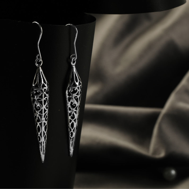 Designer Oxidized Silver Filigree Cone Earrings with Ethnic Backdrop – Traditional Silver Jewellery for Festive Celebrations